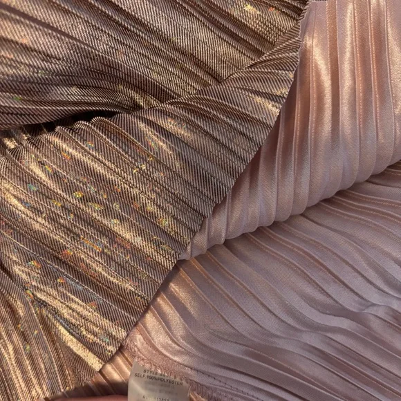 New skirt size XS - Picture 7 of 7